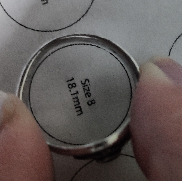 Vintage Sterling Silver Marcasite & Onyx Ring - Picture 15 of 16